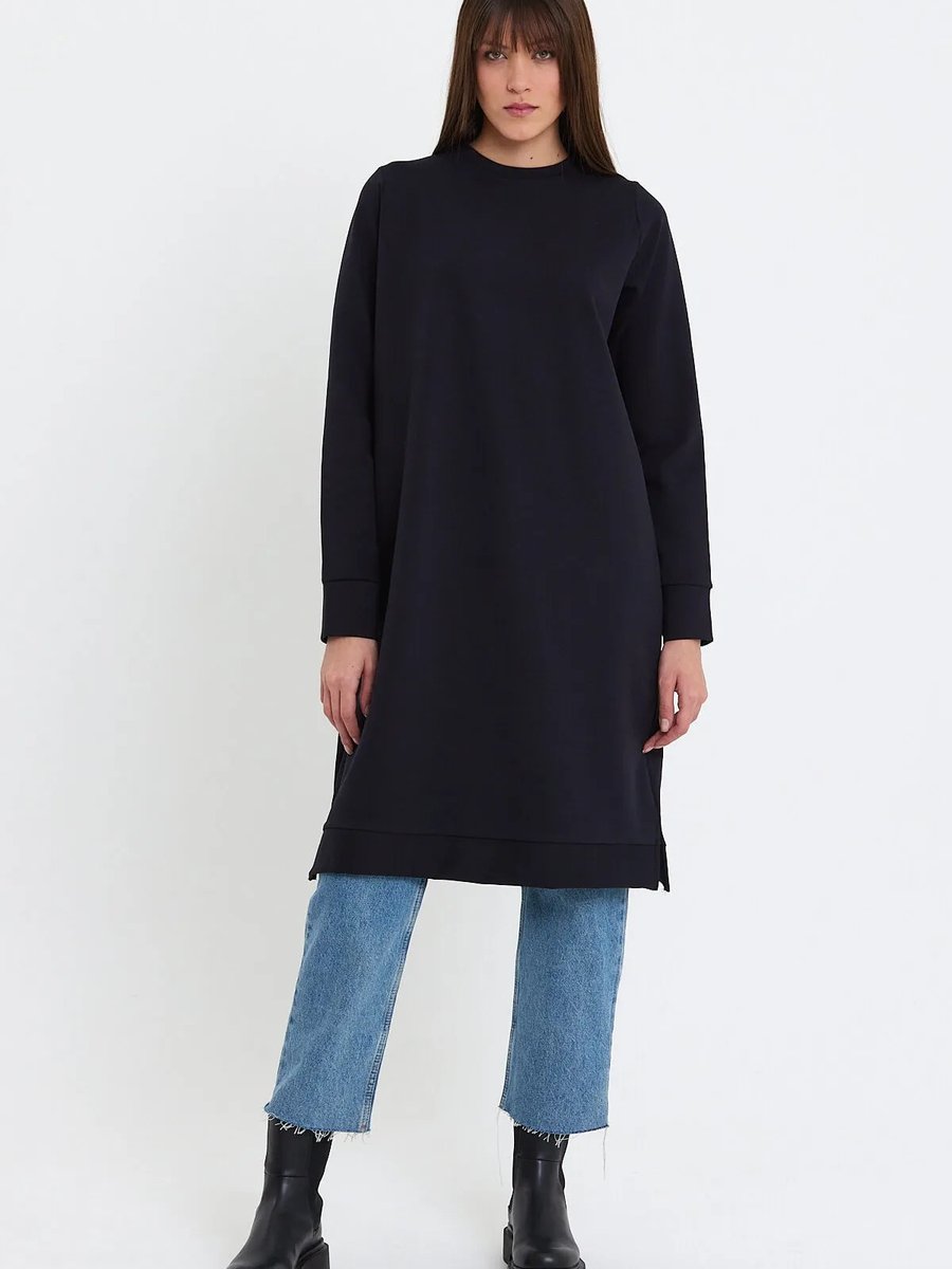 Gippe Collection Siyah Bisiklet Yaka Yırtmaç Detaylı Basic Örme Sweatshirt