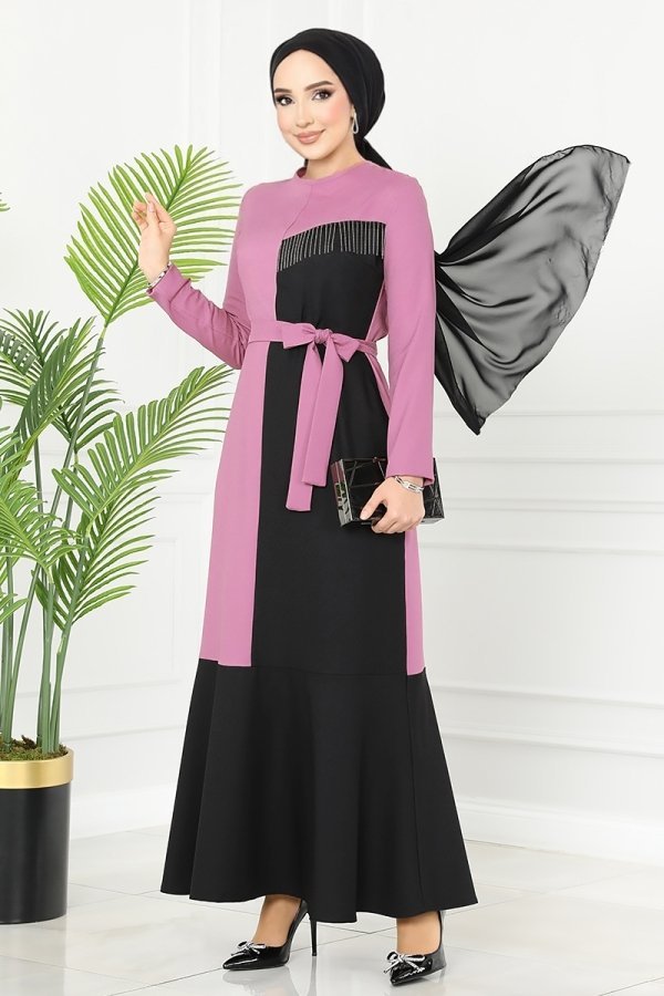 Moda Selvim Gül Kurusu Zincirli Elbise