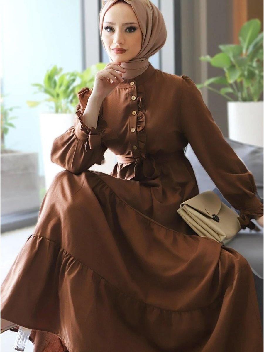 Qenz Kol Ucu Ve Önü Fırfırlı Terikoton Elbise Kahverengi