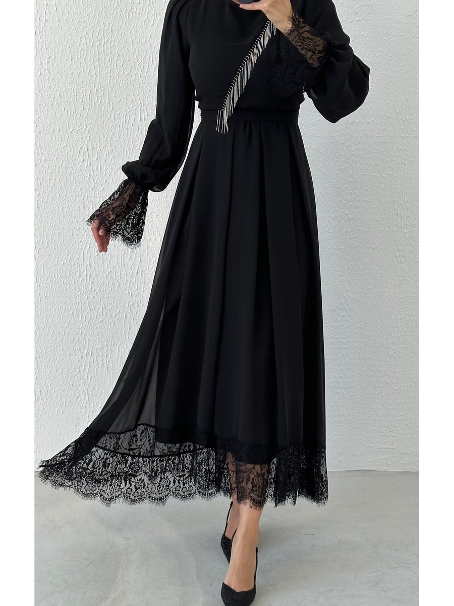 Raya Gym Çapraz Zincir Detaylı Abiye Elbise Siyah