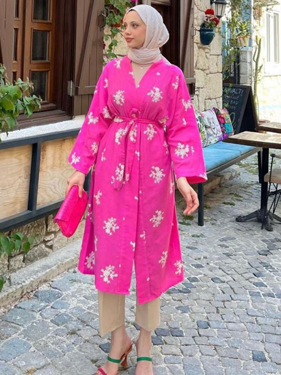 Moda Rosa Pembe Çiçek Nakışlı Müslin Kimono