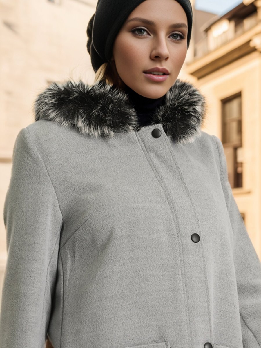Layda Moda Açık Gri Hermes Kaşe Kürklü Kaban