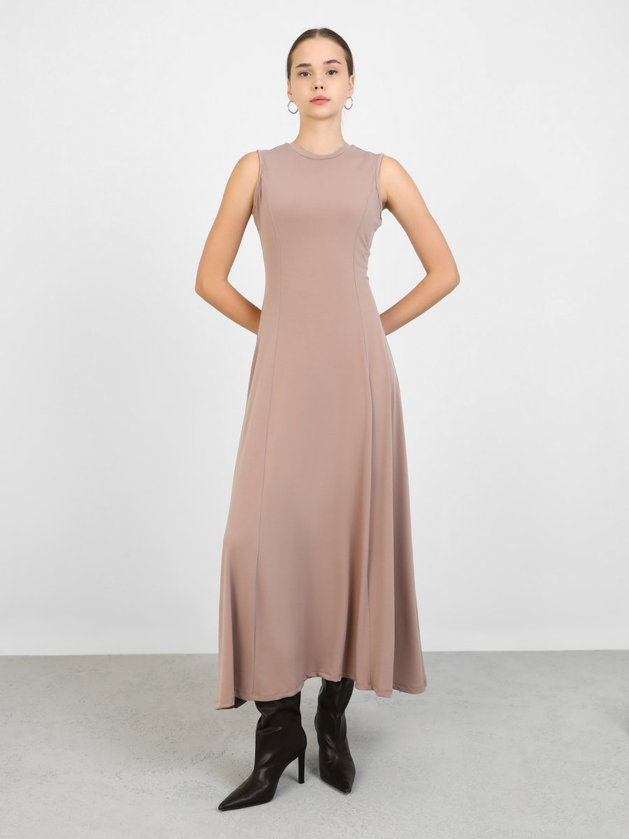 Refka Bisiklet Yakalı Kolsuz Sandy Kumaş Elbise Latte