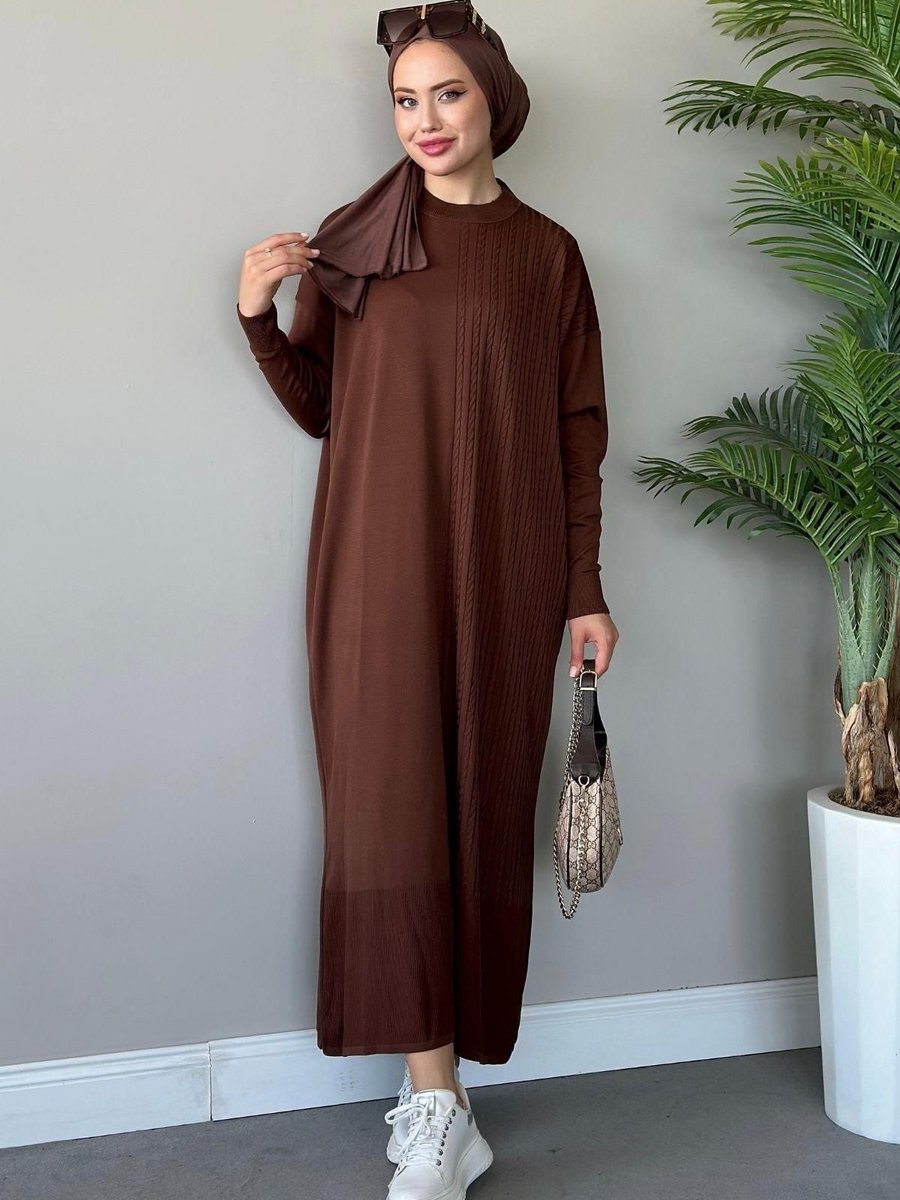 Haza Moda Yanı Örgü Desen Elbise Kahve