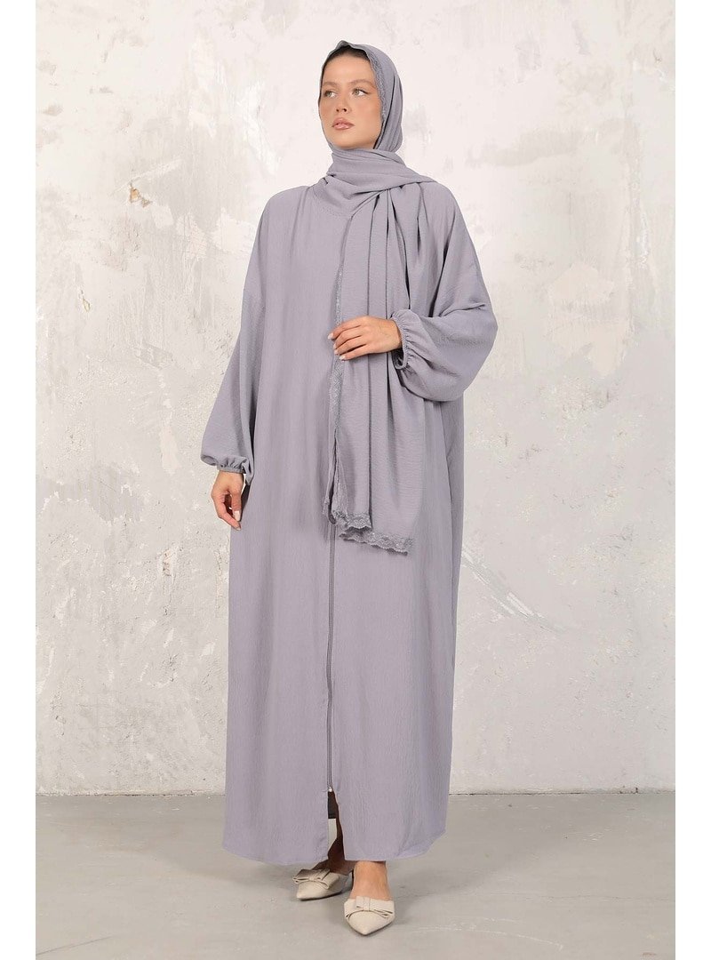 Melike Tatar Gri Namaz Elbisesi