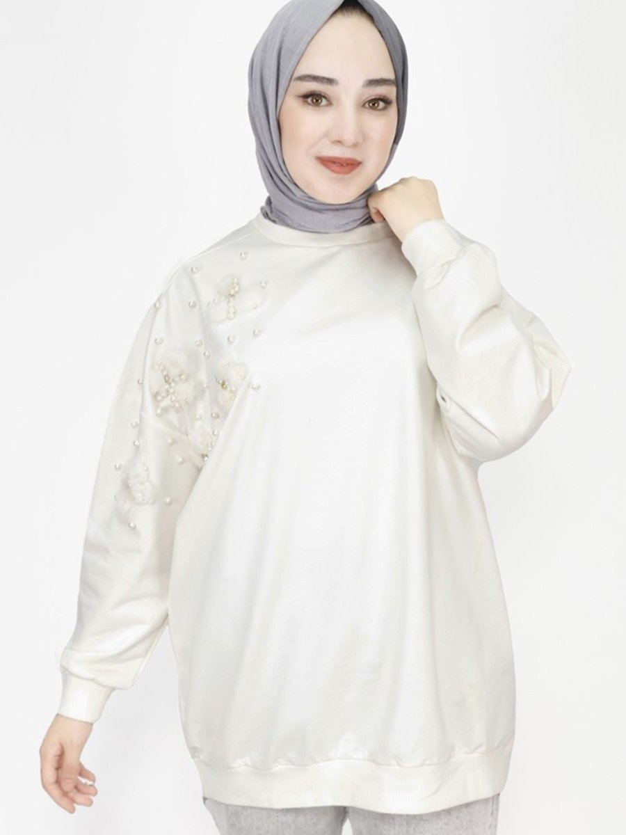 Butik İp Kumaş Tüy Ve İnci Detaylı Oversize Sweatshirt