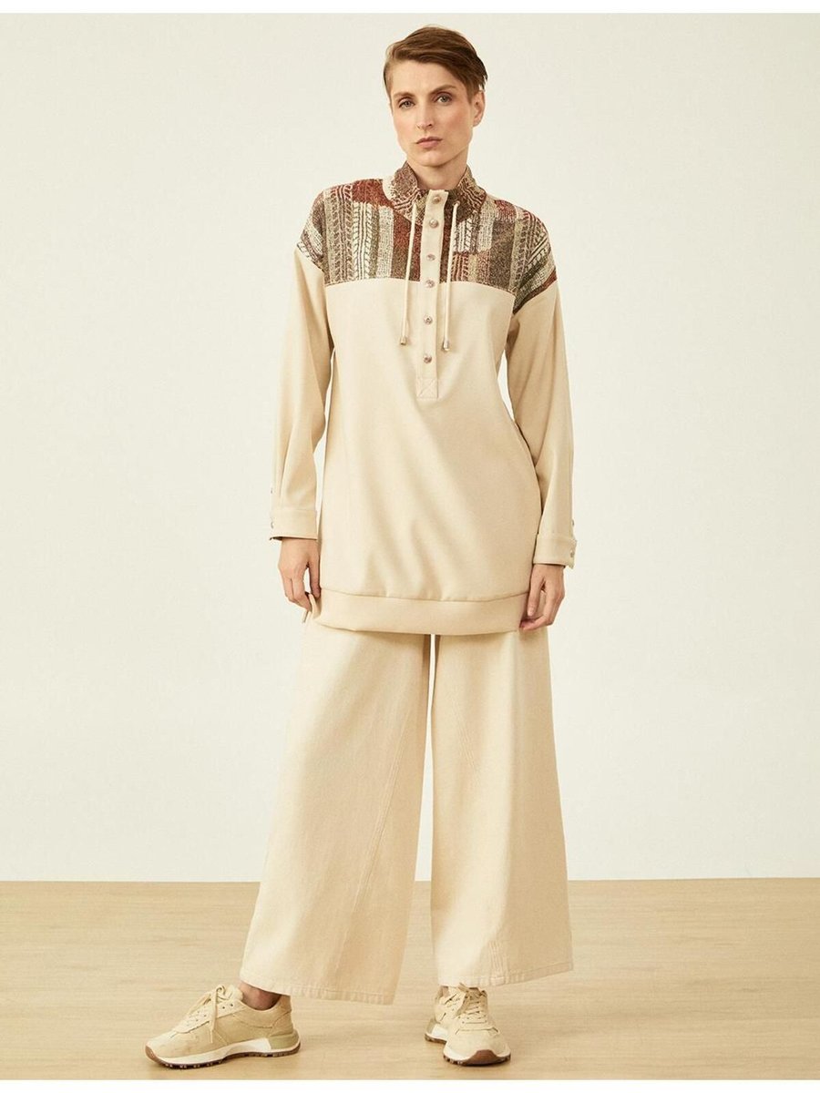 Kayra Kumaş Garnili Sweatshirt Krem