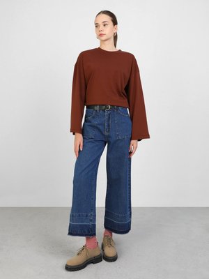 Benin Kahverengi Pamuklu Oversize Örme Tişört Sweatshirt