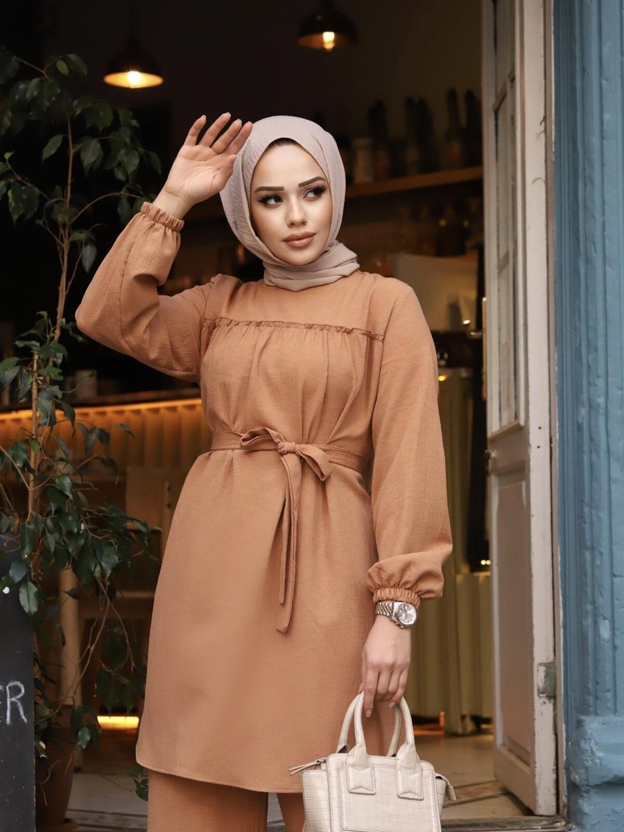 Misskayle Camel Fırfır Detaylı Takım