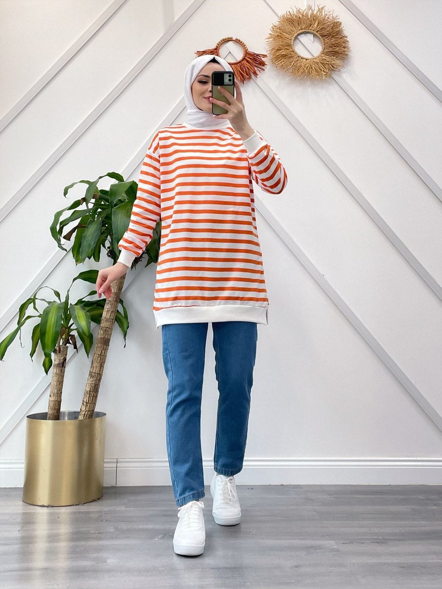 Yedilale Çizgili Sweatshirt
