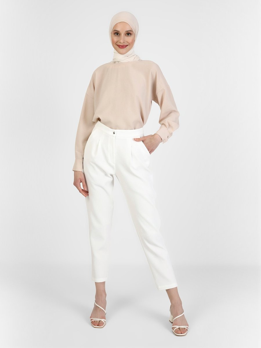 Refka Off White Pile Detaylı Pantolon