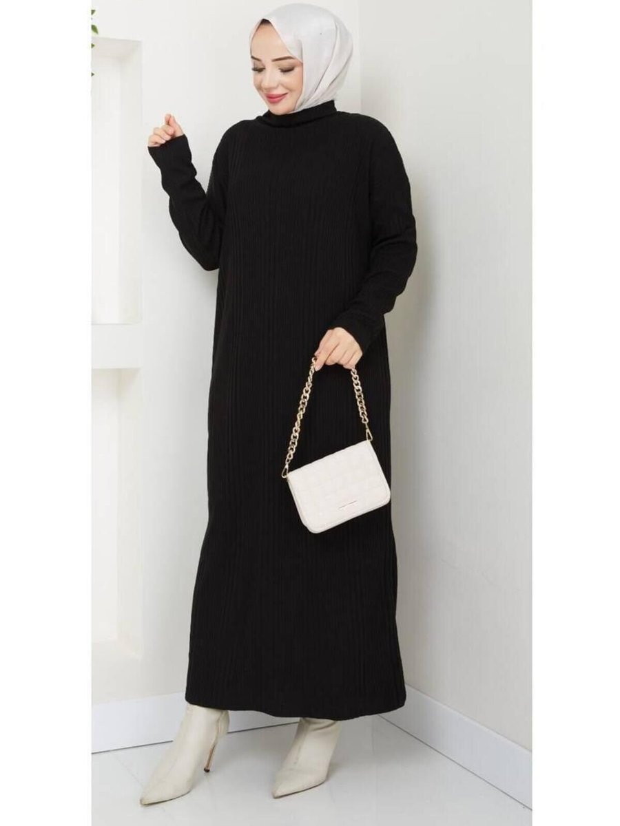 Nergis Neva Butik Siyah Kendinden Çizgili Tam Boy Triko Elbise