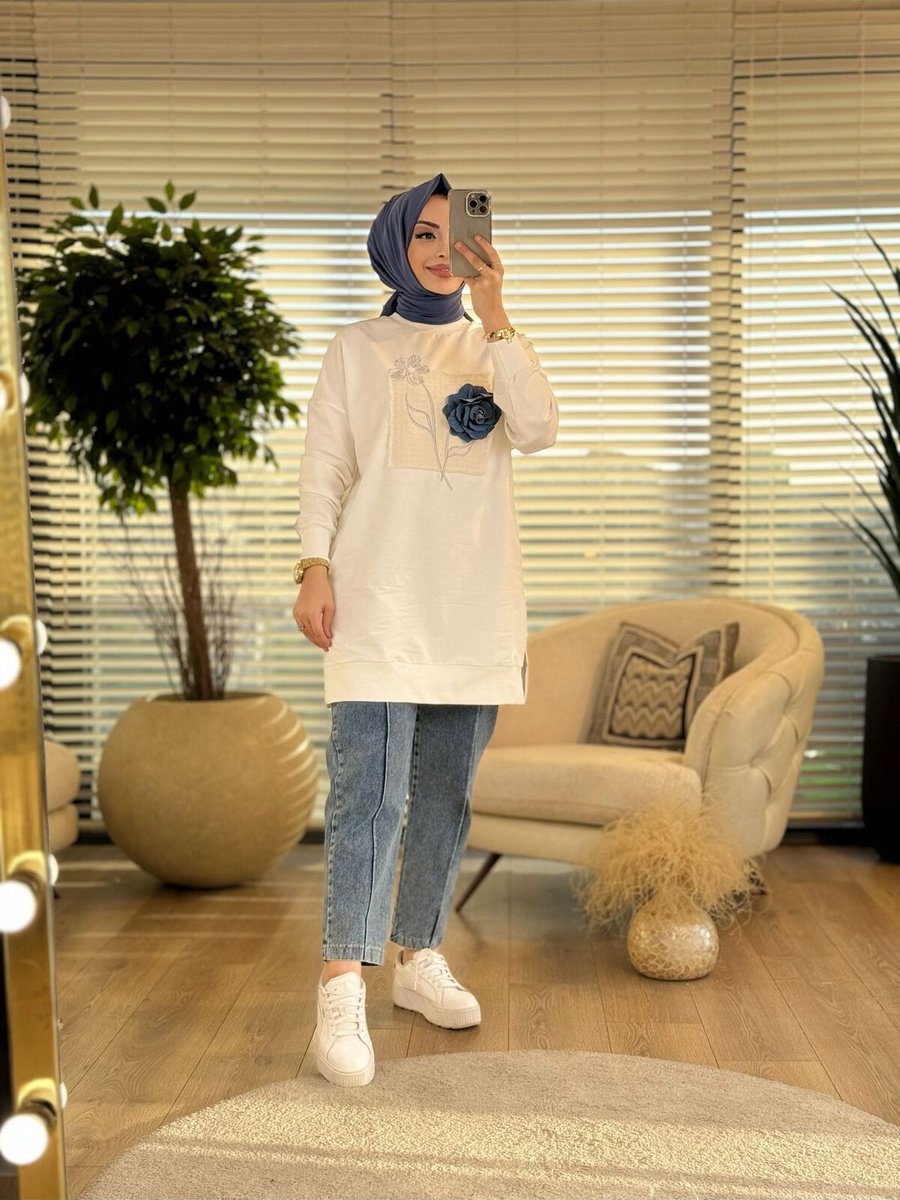 Puane Gül İşlemeli Tunik