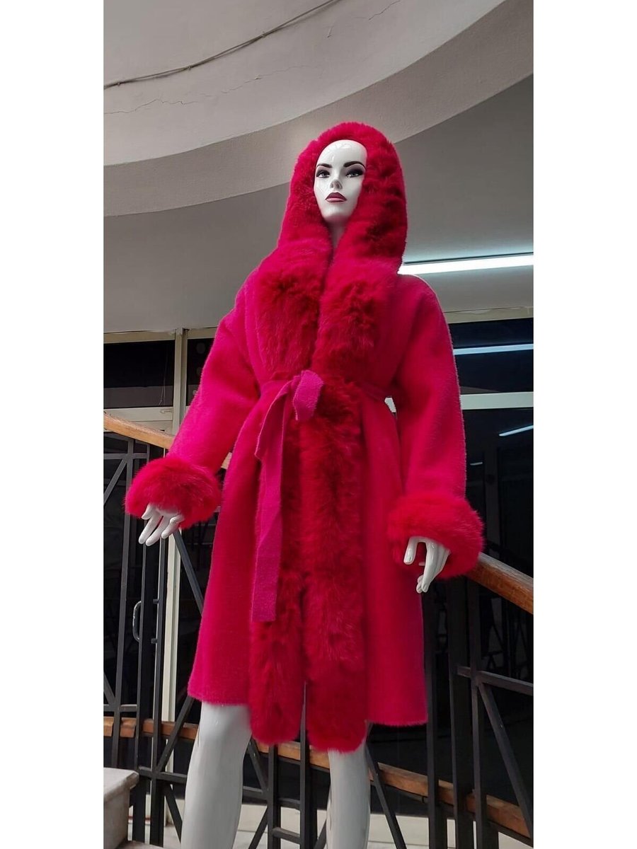 EREN STYLE Fuşya Pula Yakası Kolları Komple Kürklü Kapüşonlu Uzun Angora Kaban