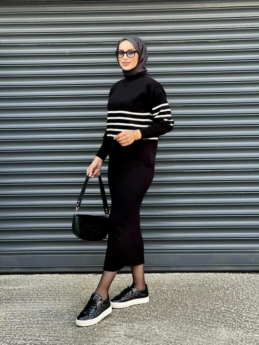 Nergis Neva Butik Siyah Jileli Triko Takım
