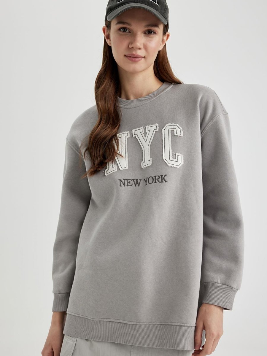 Defacto Regular Fit Bisiklet Yaka Içi Yumuşak Tüylü Sweatshirt Tunik B9299ax24sp