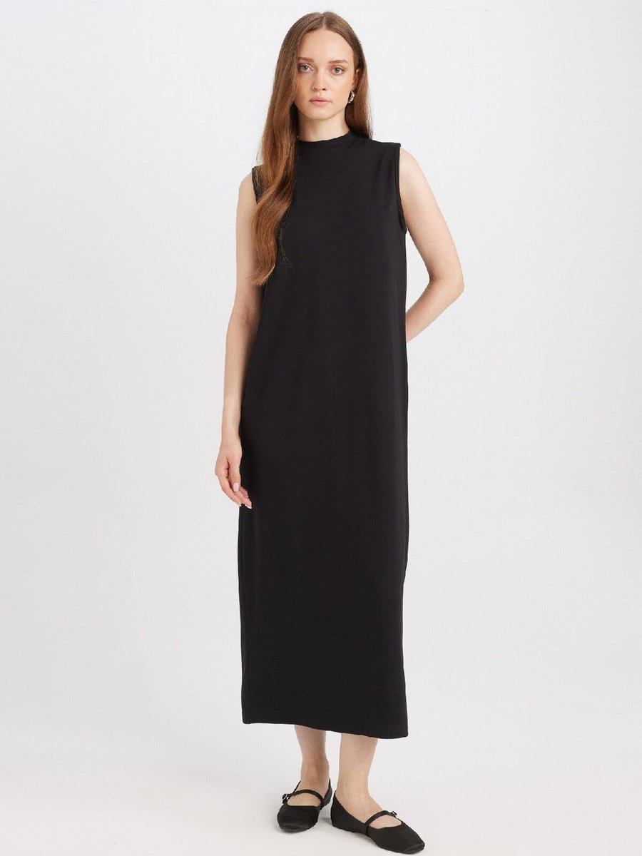 Defacto Regular Fit Bisiklet Yaka Kolsuz Maxi Elbise D4898ax24wn