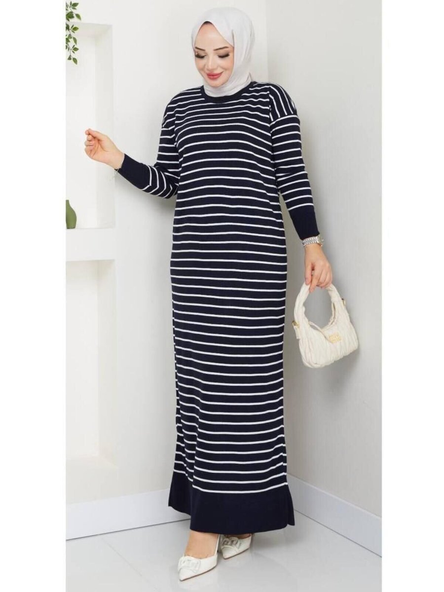 Nergis Neva Butik Lacivert Bisiklet Yaka Çizgili Tam Boy Triko Elbise
