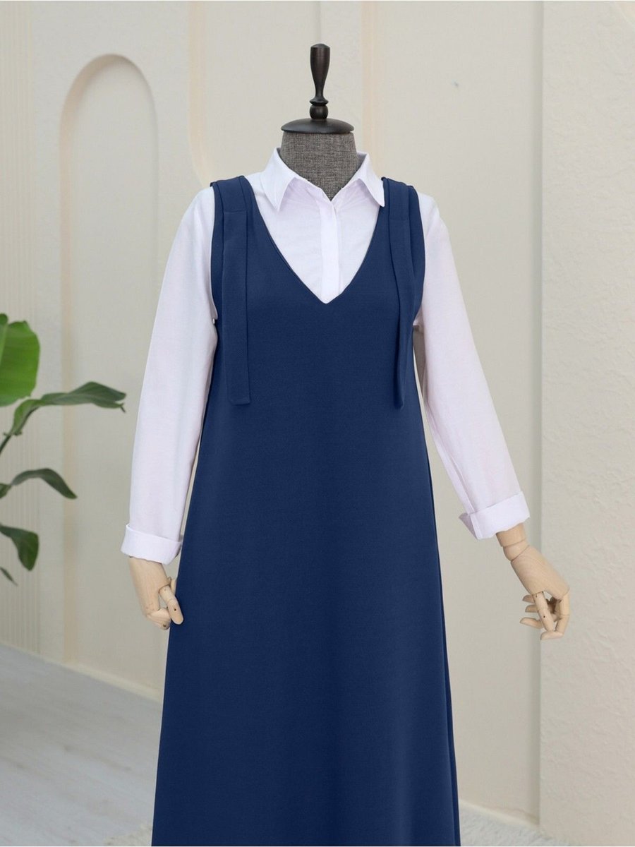 Hijabaya Omuzları Bağlamalı V Yaka Jile