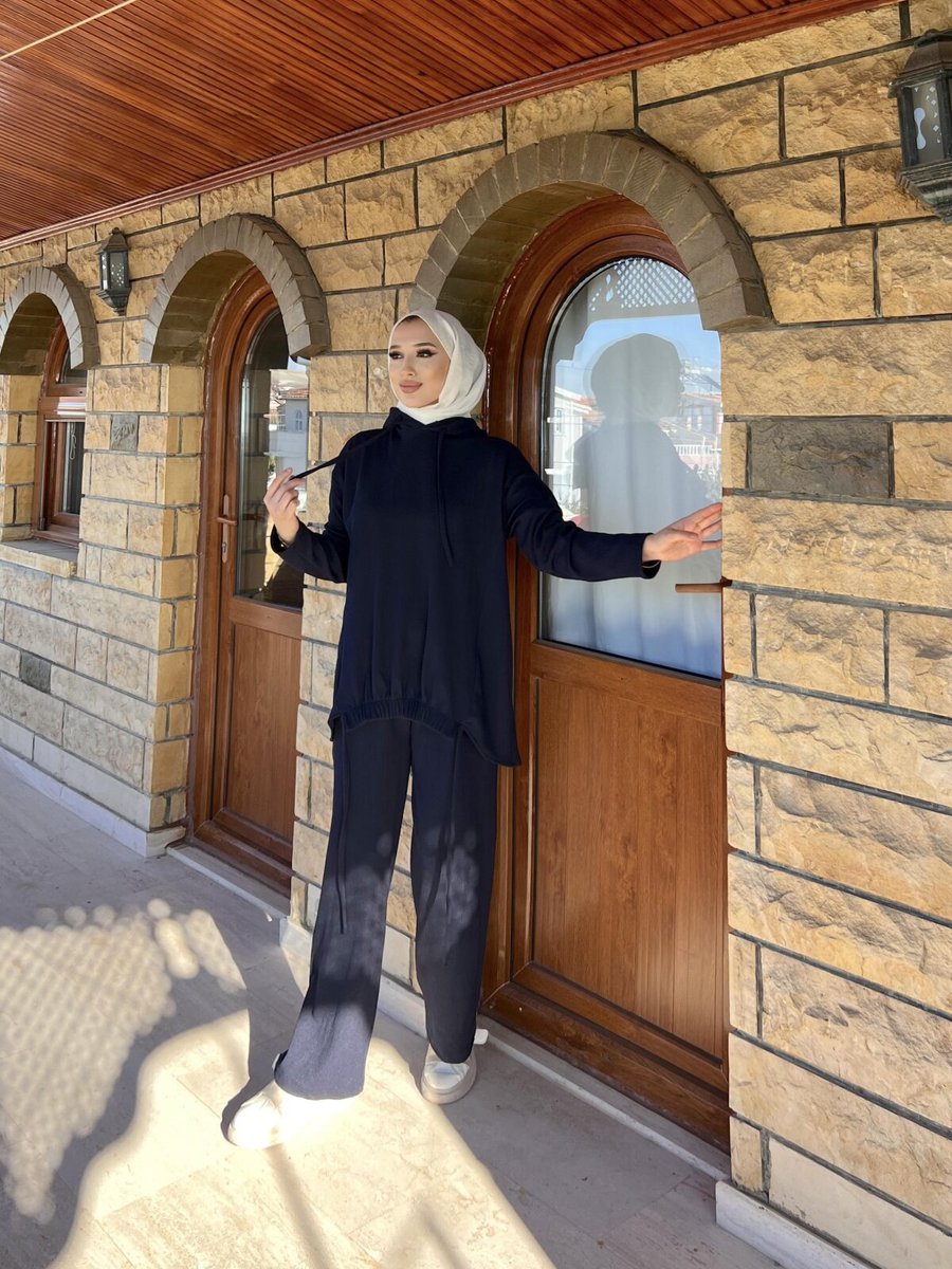 Ensa Tesettür Lacivert Beyza Kapüşonlu Takım