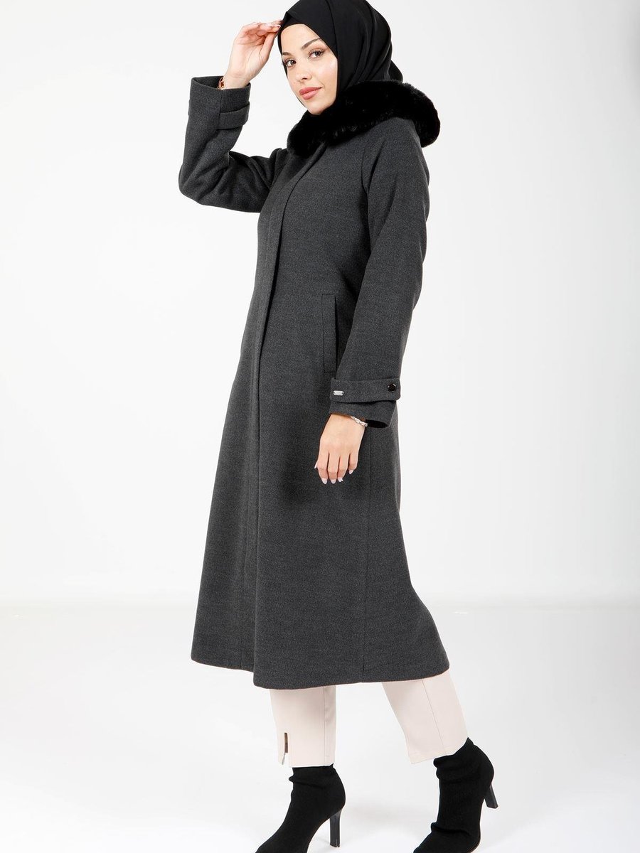 Beyza Füme Exclusive Yakası Kürklü Kaban