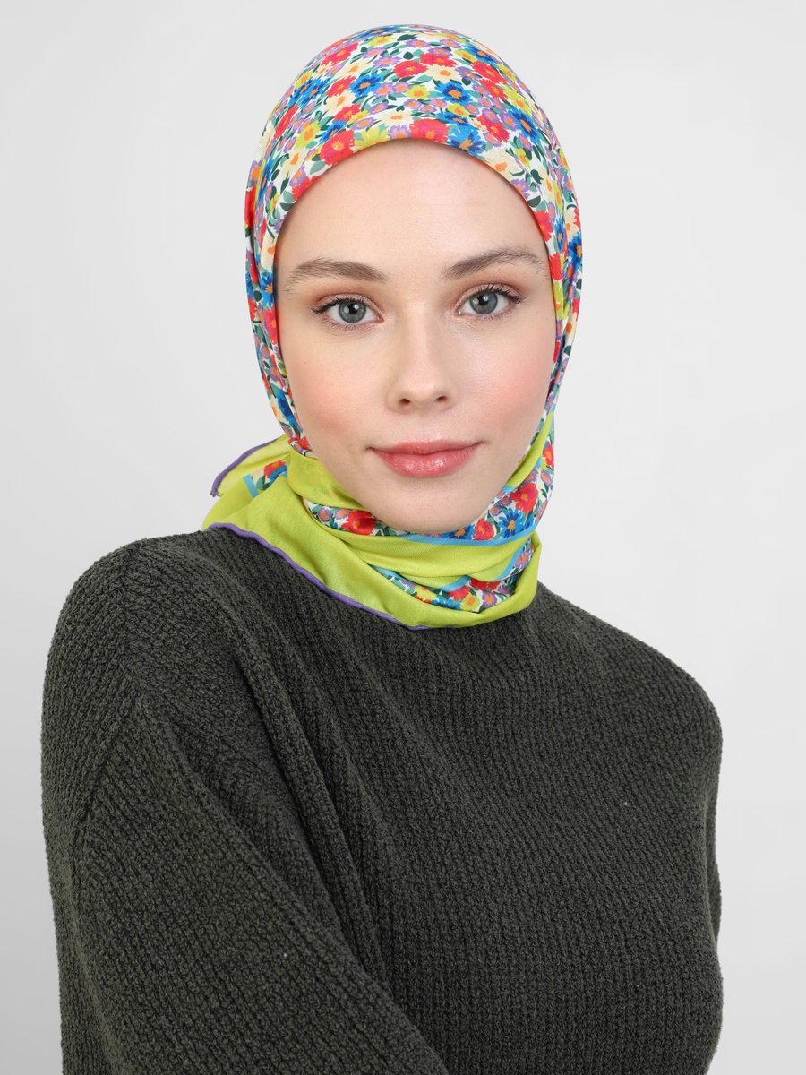 Tuva Çok Renkli Eşarp