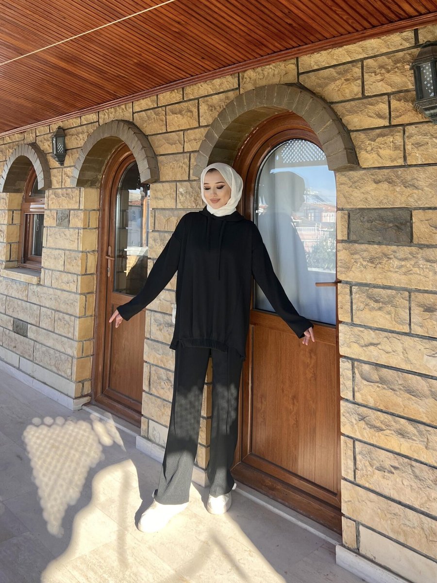 Ensa Tesettür Siyah Beyza Kapüşonlu Takım