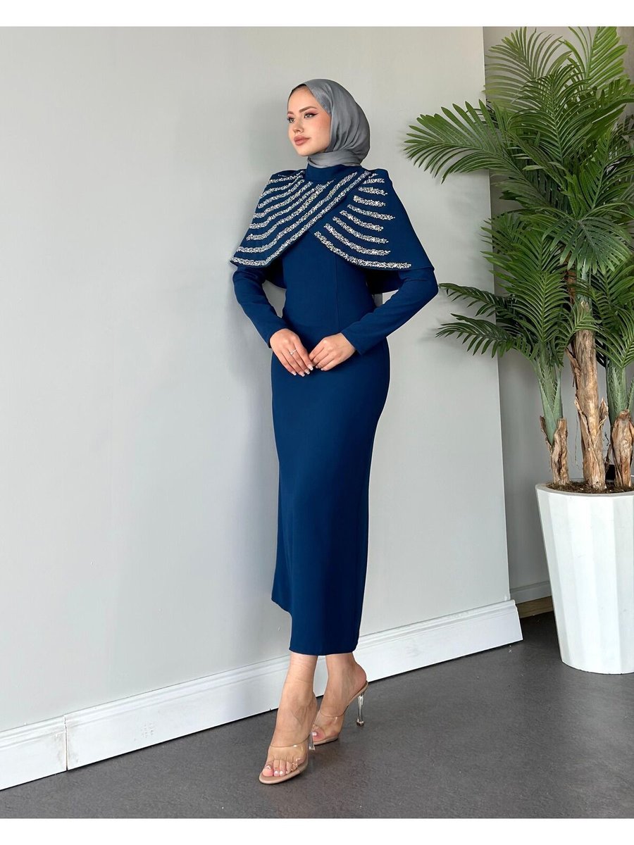 Adalenna Moda Özel Tasarım Taşlı Pelerin Abiye Elbise