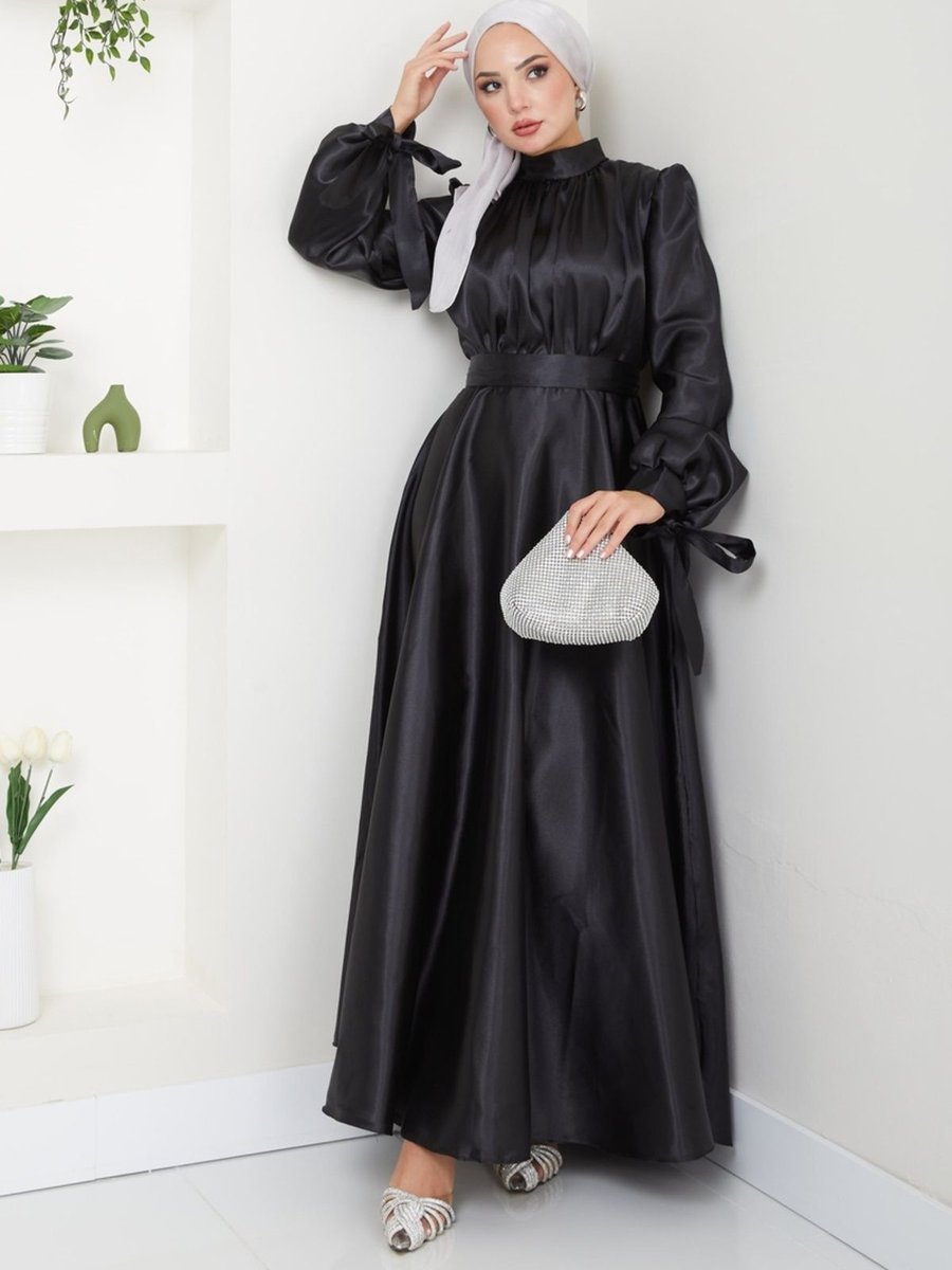 Ayşe Melek Kadın Giyim Moda Tesettür Saten Uzun Abiye Elbise