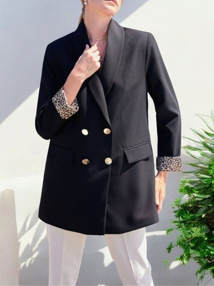 Hijabaya Cep Detaylı Çift Düğmeli Blazer Ceket