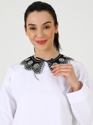 Modanisa Sherlock Home Vintage Seyyar Yakalık Yaka Siyah Beyaz