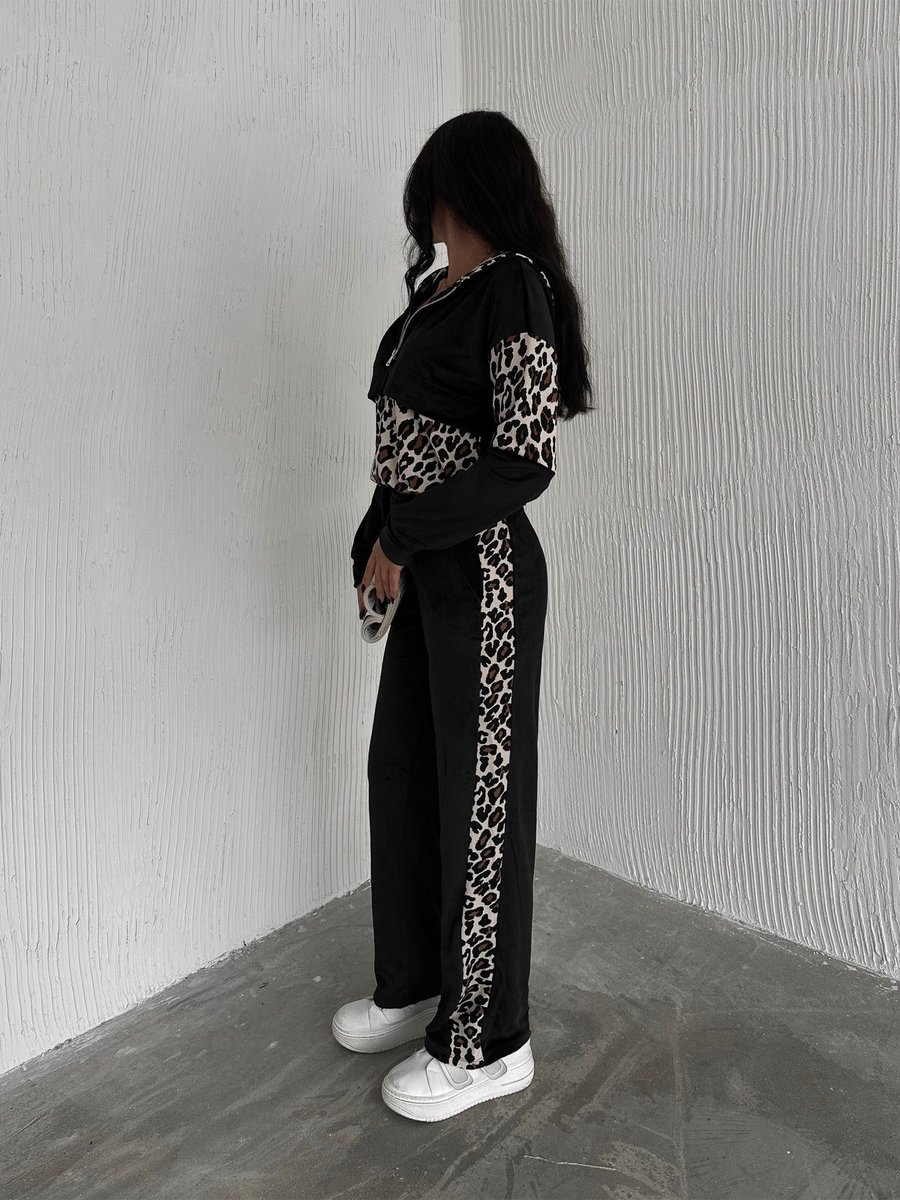 Winmoda Leopar Desenli Kadife Eşofman Takımı /leopard Patterned Velvet Tracksuıt