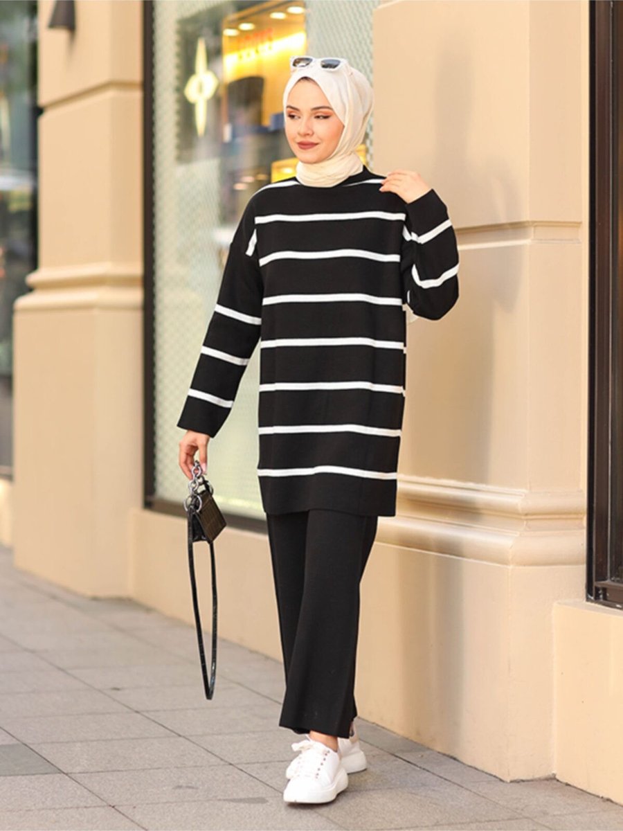Rimel Moda Çizgili Triko Takım