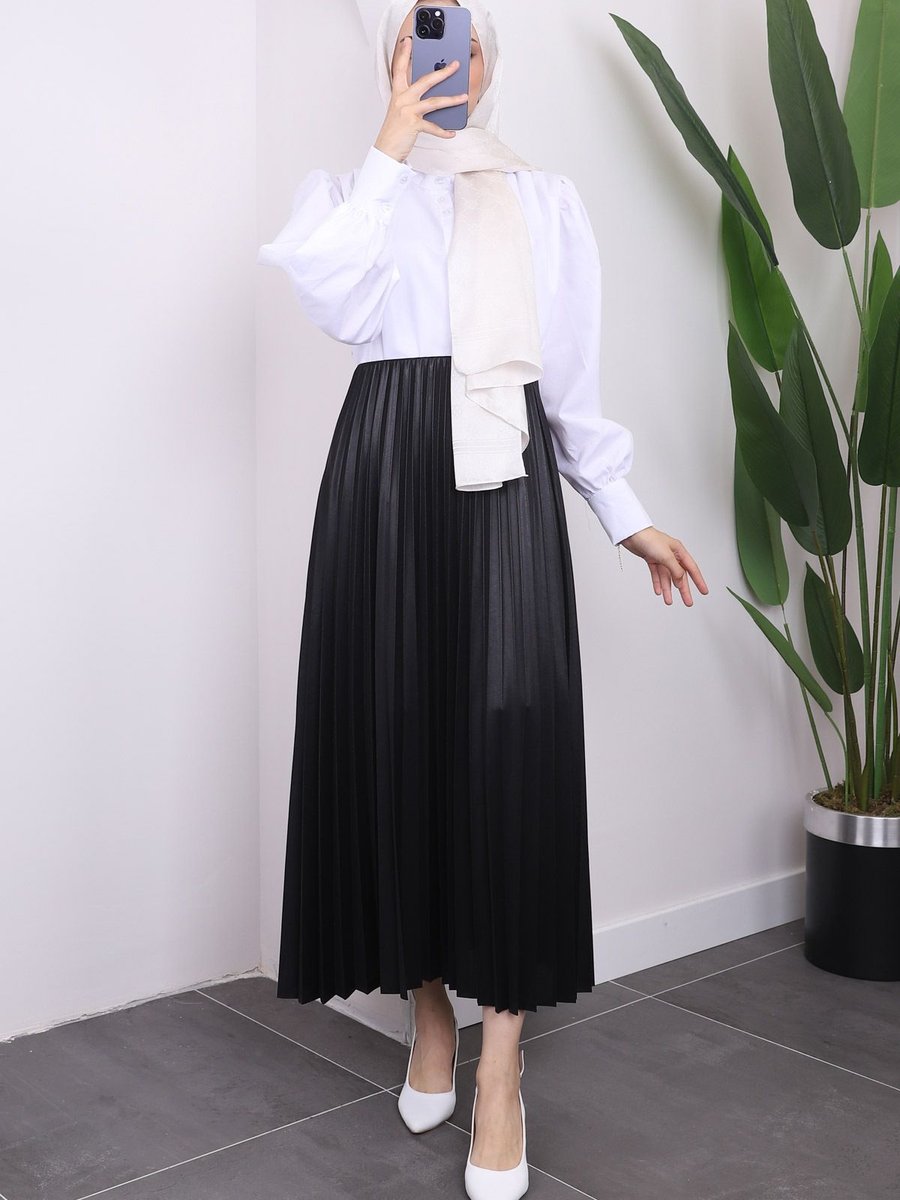 Nrealclothing Deri Görünümlü Pliseli Etek
