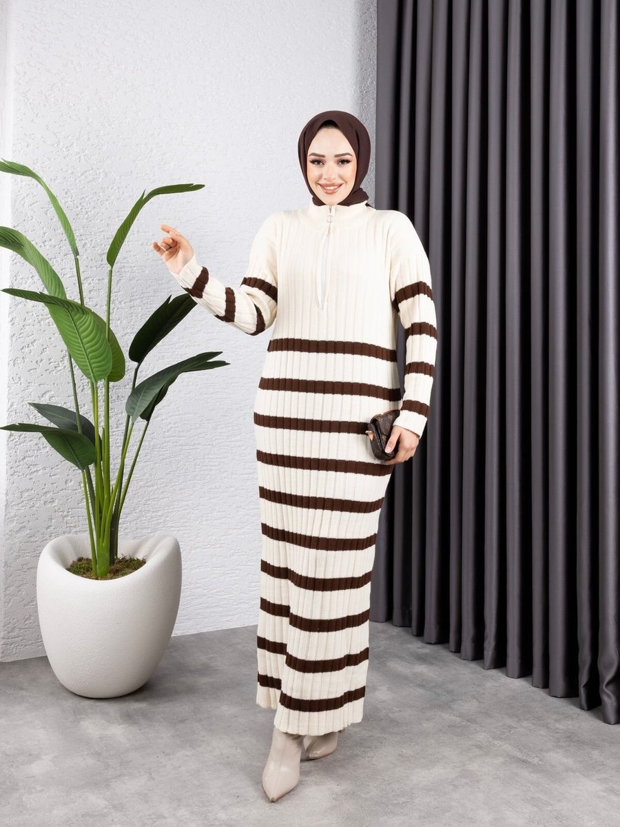SFG Life Moda Kahverengi Çizgili Ve Fermuarlı Dik Yaka Triko Elbise