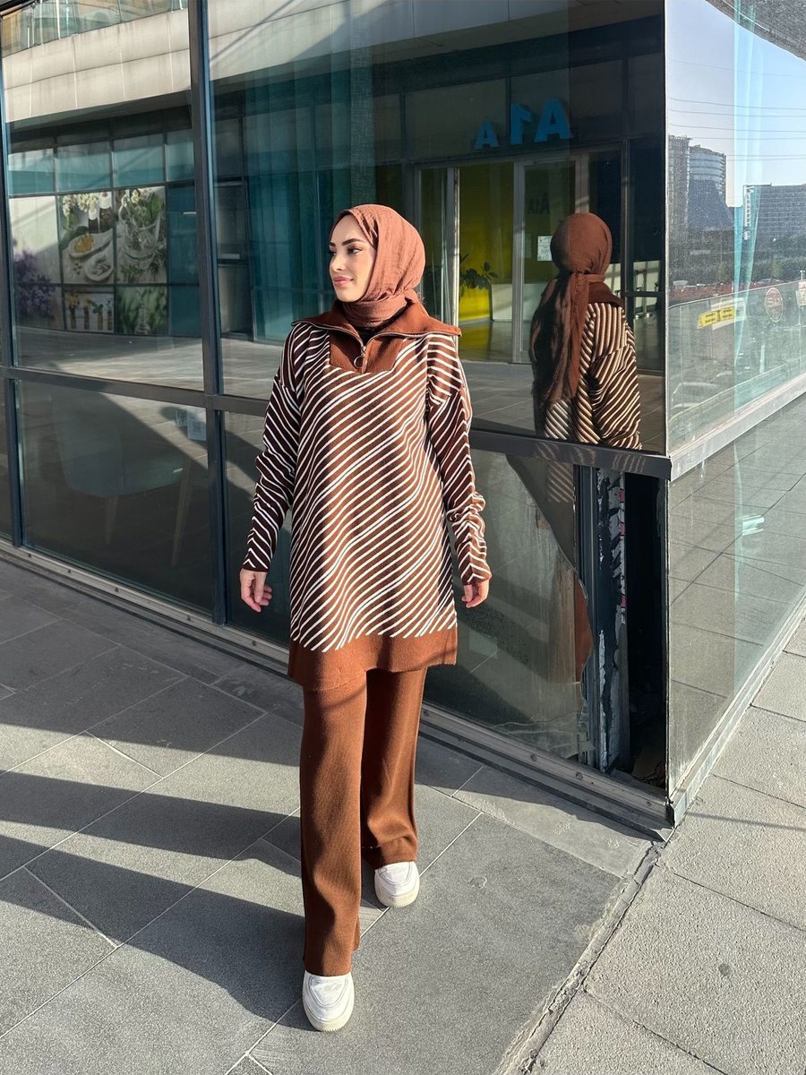 She Olive Kamyoncu Yaka Triko Takım