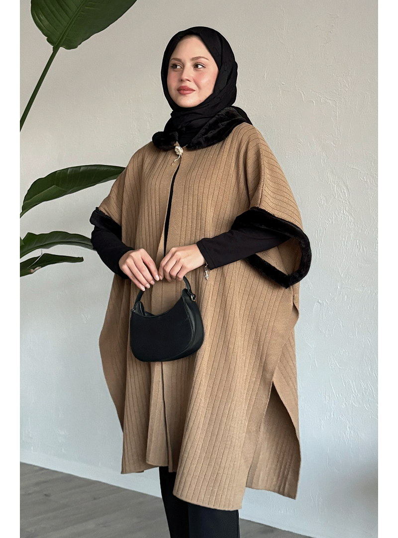 InStyle Kürk Ve Broş Detaylı Camel Panço