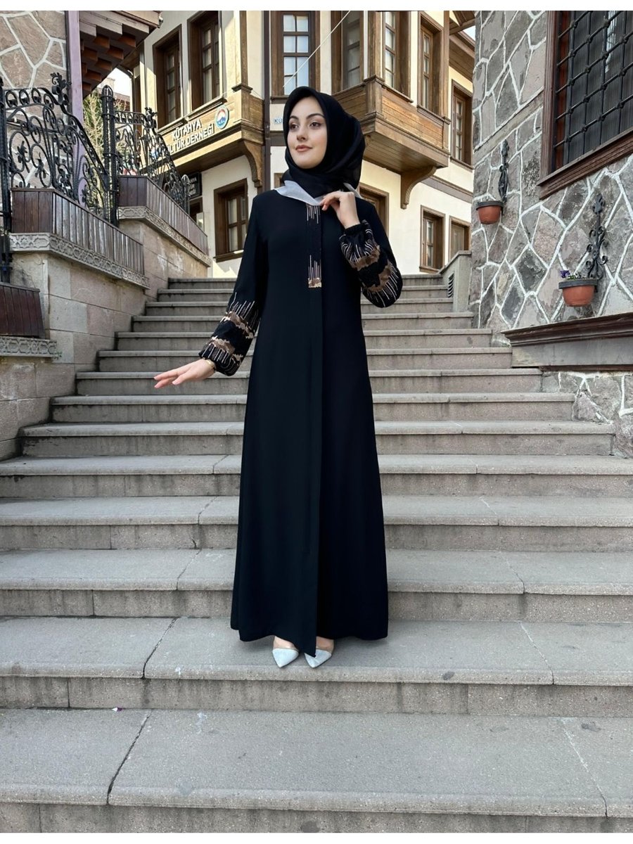 Sümeyra Safir İpek Nakış İşleme Ferace