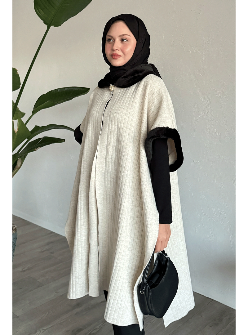 InStyle Kürk Ve Broş Detaylı Krem Panço