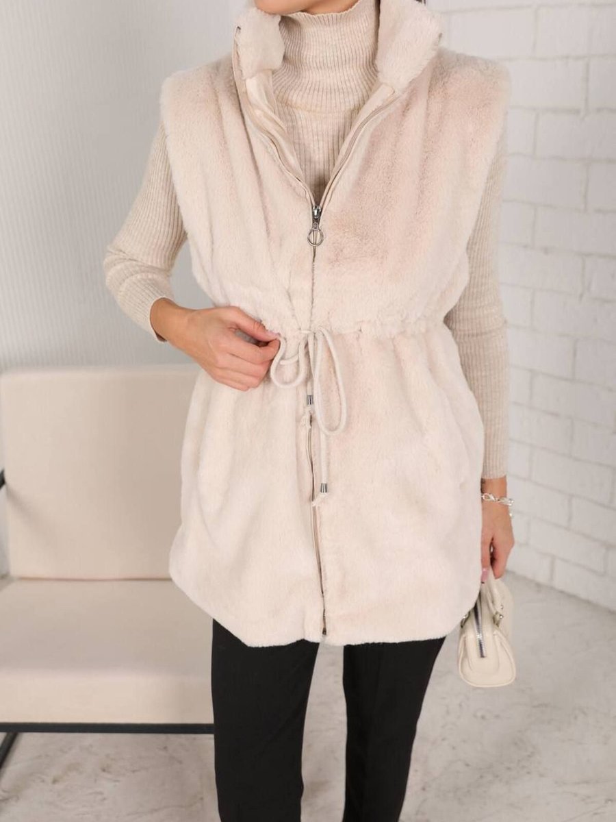 Melike Tatar Suni Kürk Yelek Peluş Alien Moda