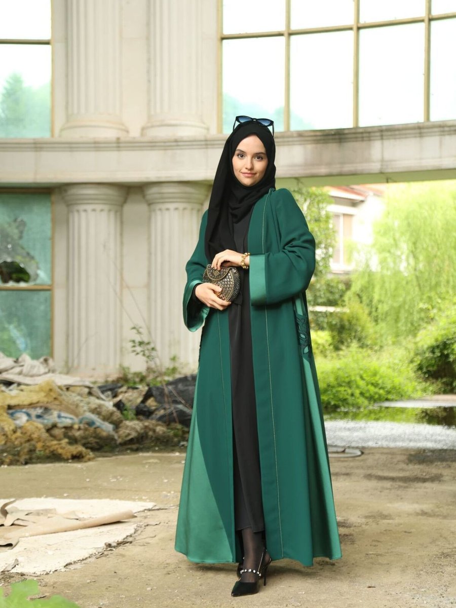 Ferraceci Zümrüt Abaya