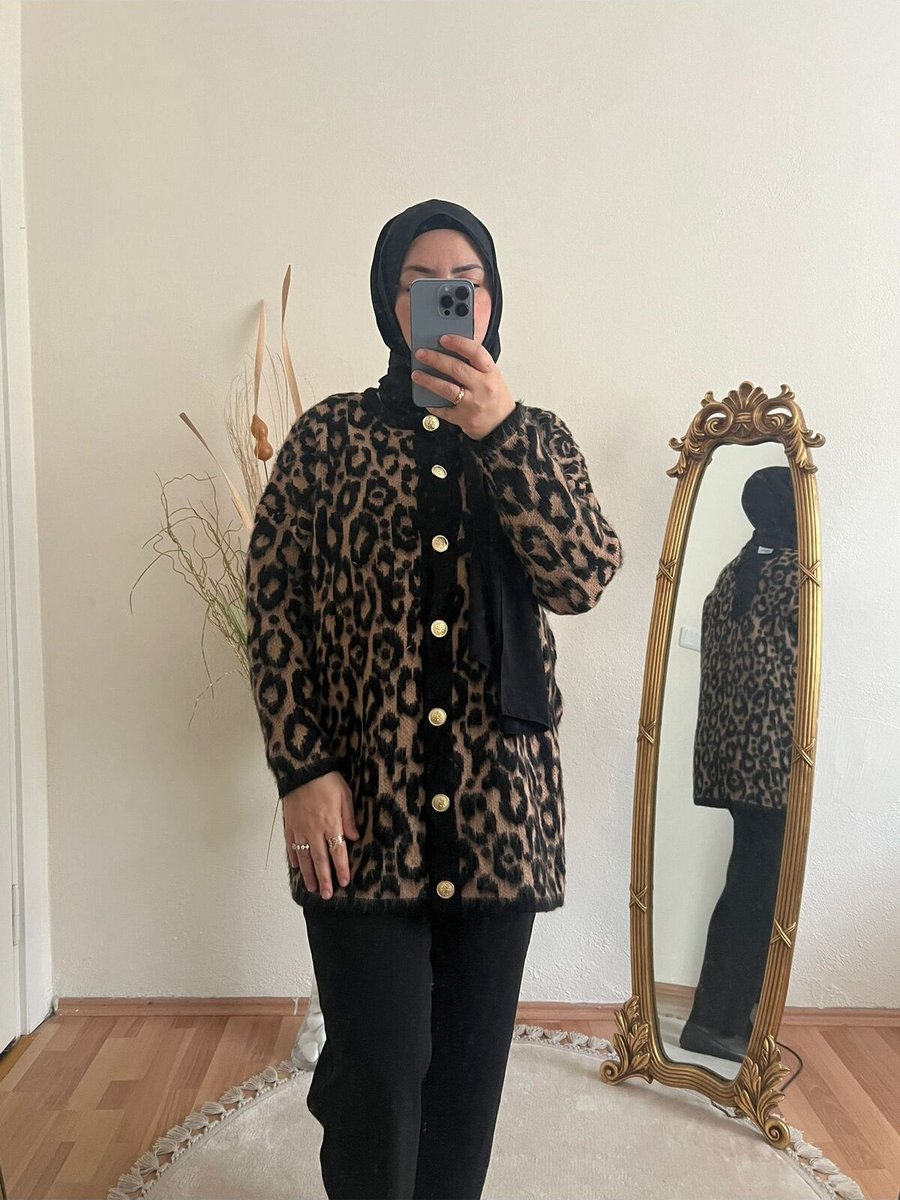 Güzel Çarşı Leopar Desen Uzun Hırka
