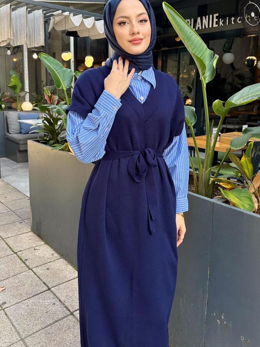Oven Poplin Detaylı Triko Elbise Lacivert