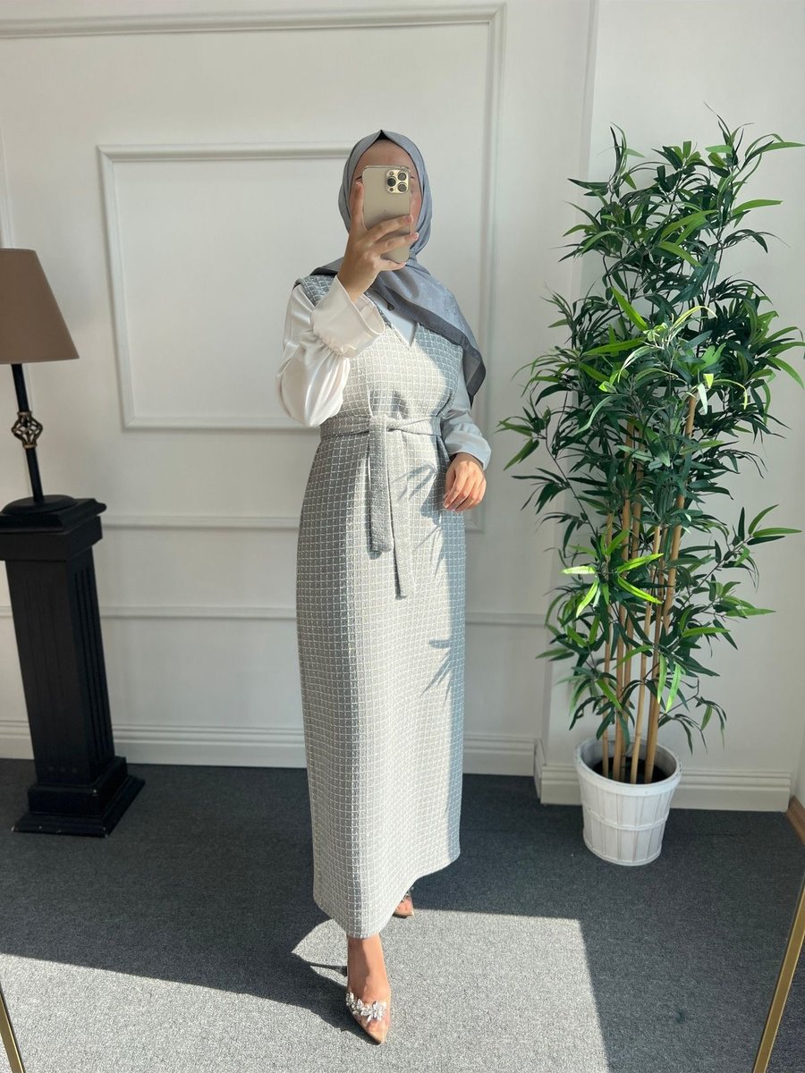 Nisa Nalbantoğlu Gri Simli Tüvit Jile