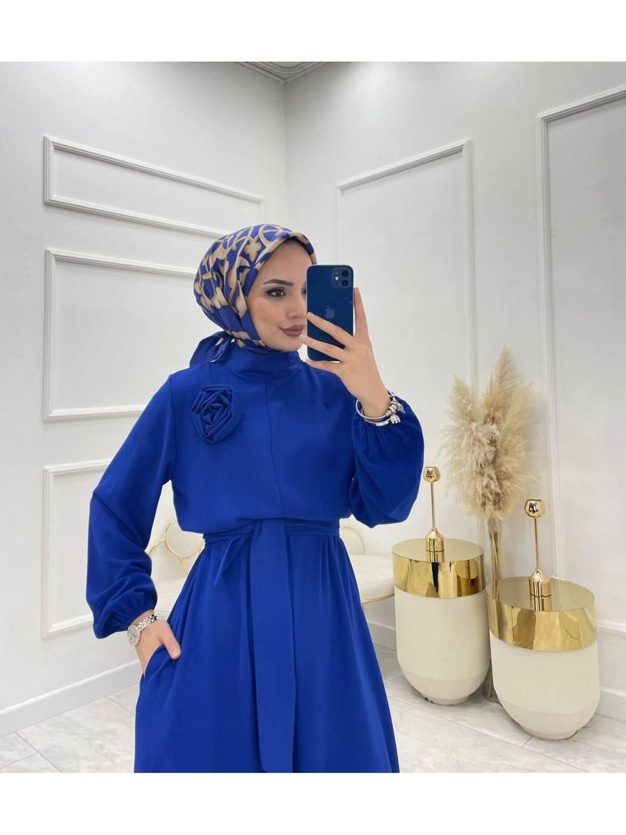 Butik Sökülebilen Gül Detaylı & Beli Kuşaklı Tulum