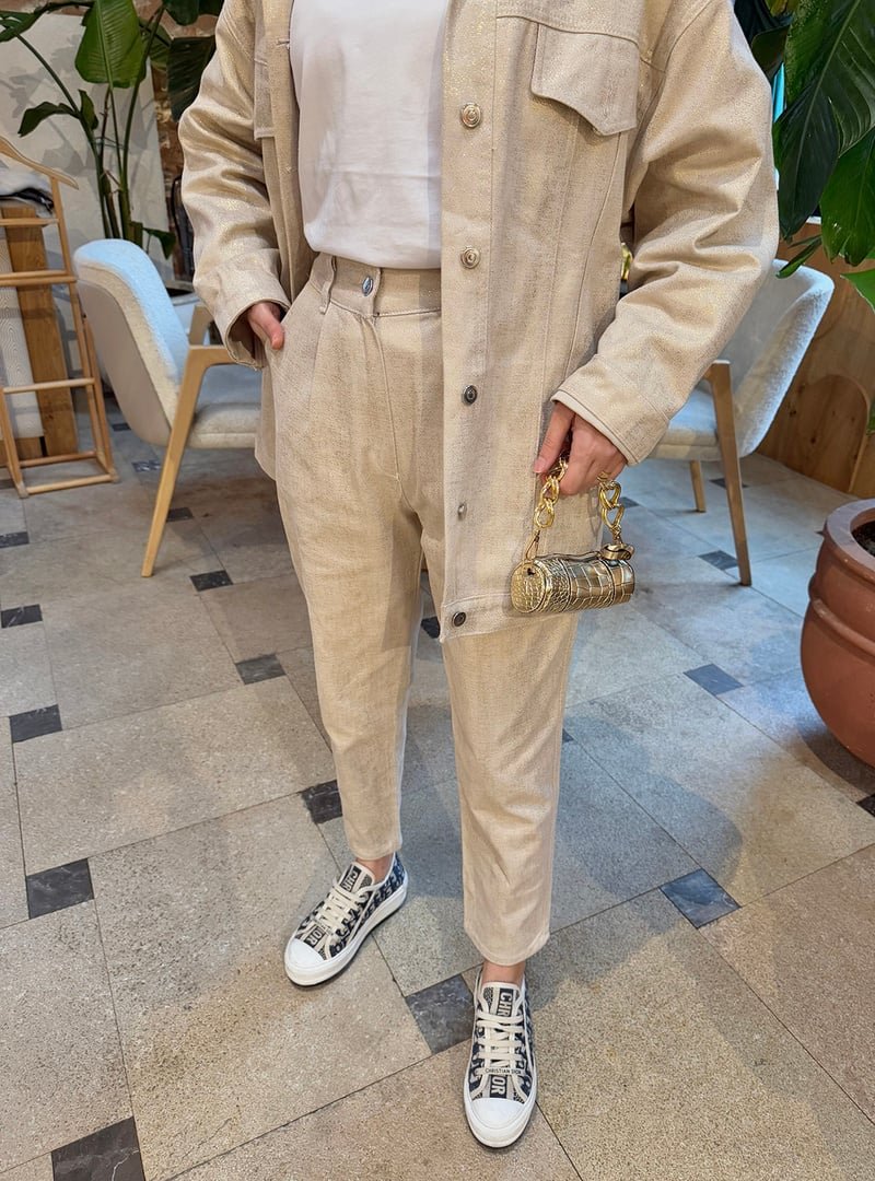 Melike Tatar Gold Varaklı Gabardin Pantolon