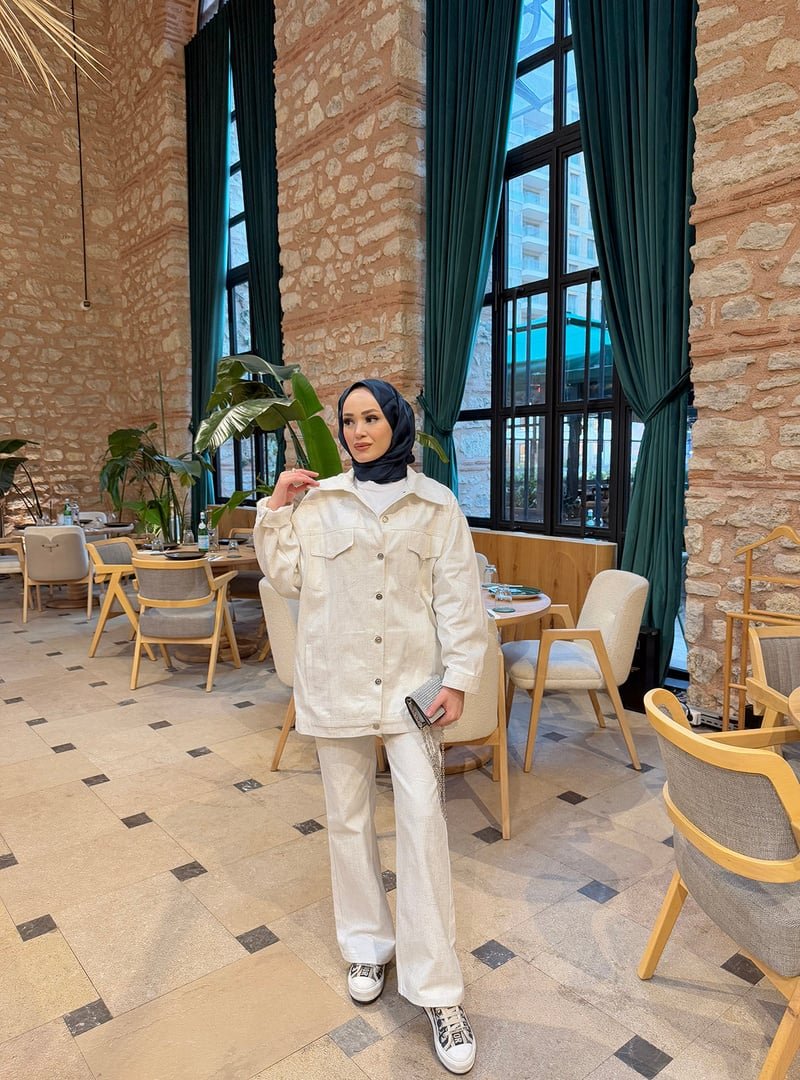 Melike Tatar Ekru Gabardin Varaklı Ceket