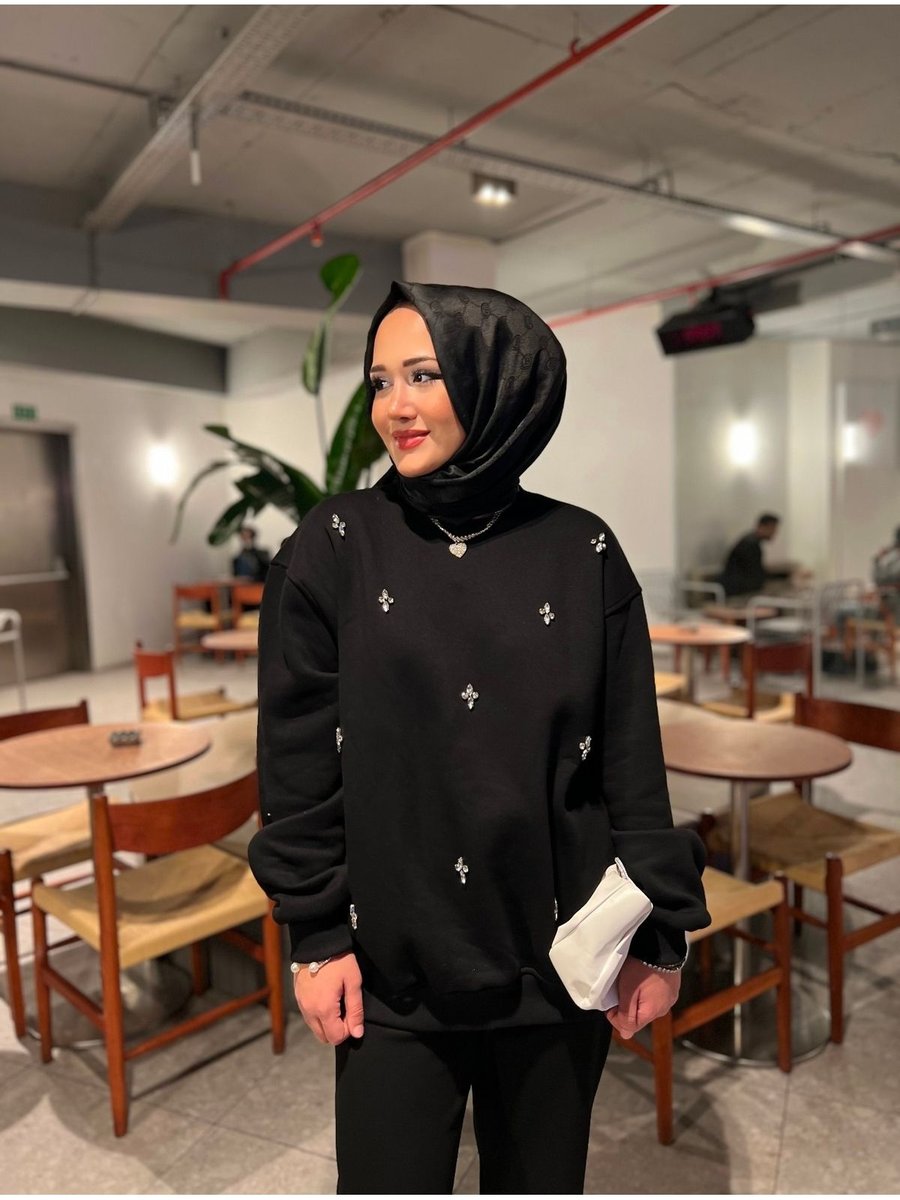 Yboo Bisiklet Yaka Taş Detaylı Şık İçi Şardonlu Sweatshirt