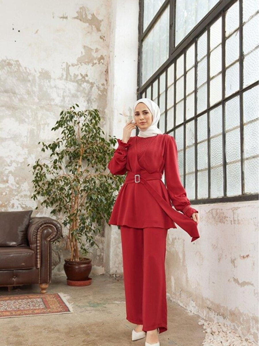 Moda Asrın Pırlanta Gögüs İnci Işleme Kuşaklı Takım