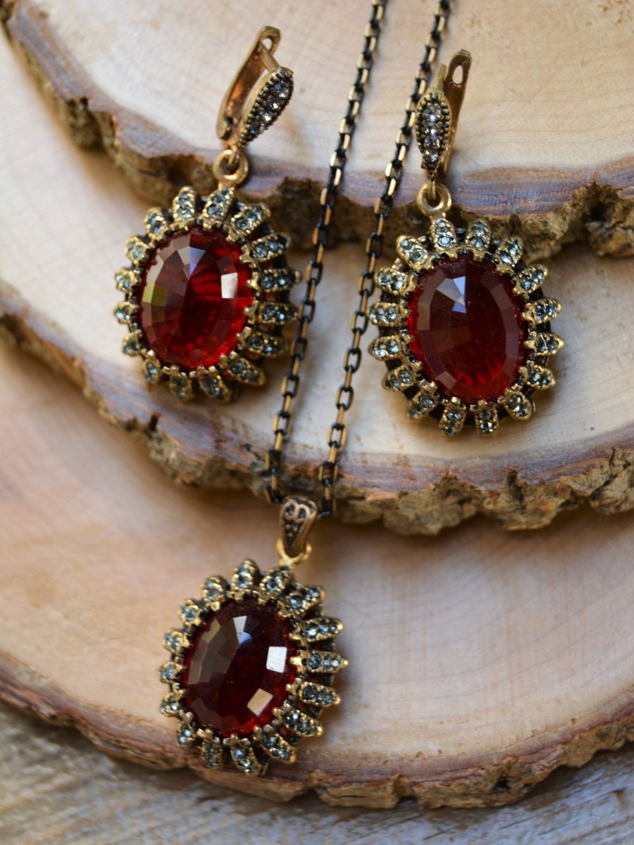 Stoneage Kırmızı Yakut Taşlı Set
